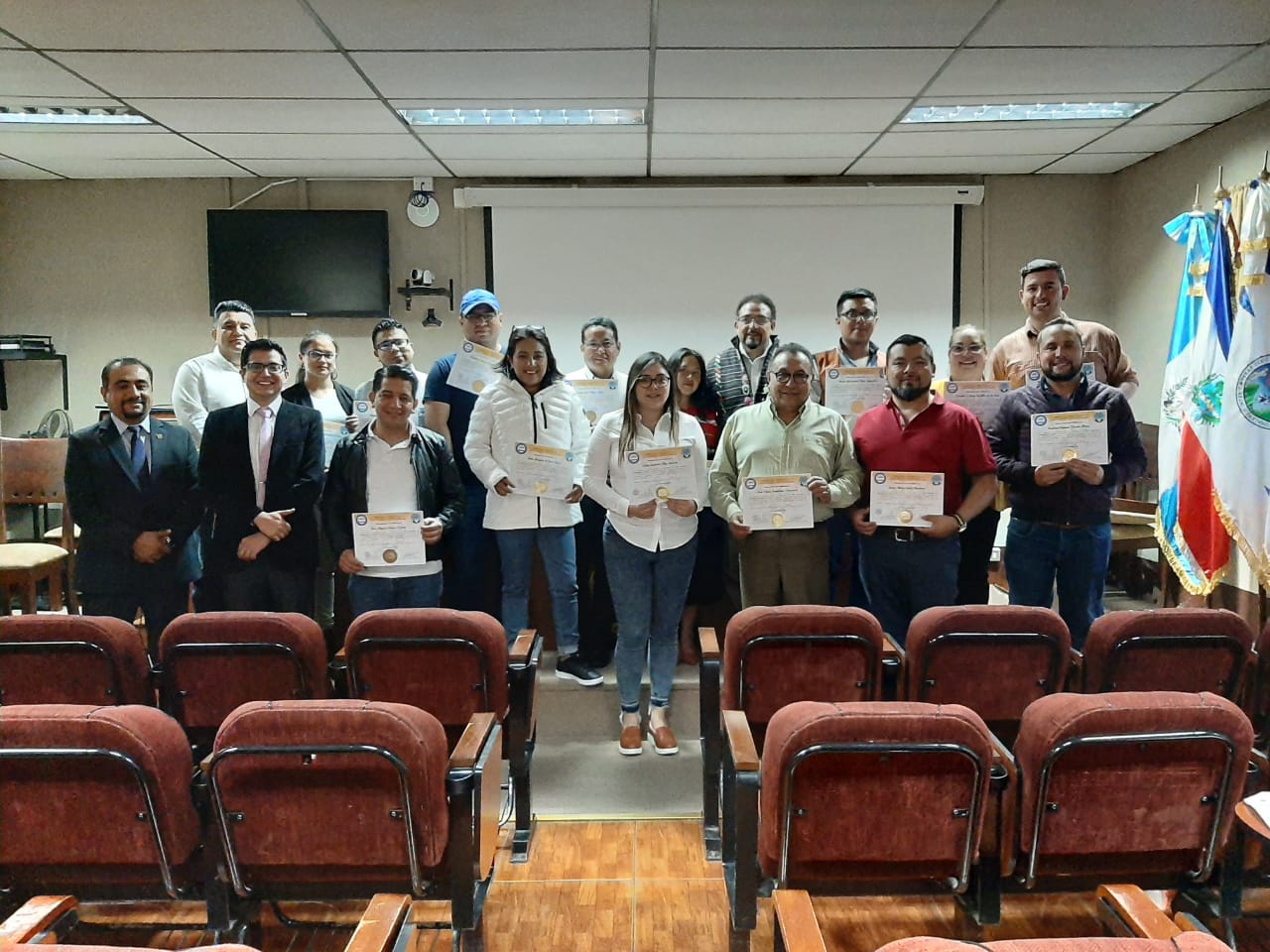 Finalización de Diplomado en Alta Gerencia y Marketing Estratégico